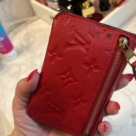 Louis Vuitton Empriente Key Pouch Cherry - Picture 8 of 9